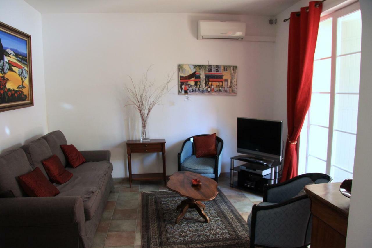 Appartement Avec Patio Et Garage Centre Ville Et Plage 사나리쉬르메르 외부 사진