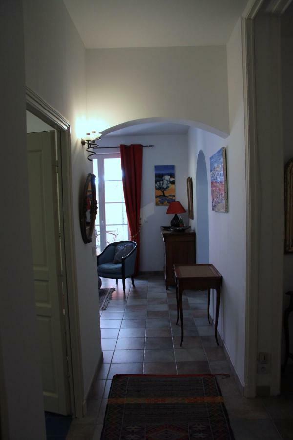 Appartement Avec Patio Et Garage Centre Ville Et Plage 사나리쉬르메르 외부 사진