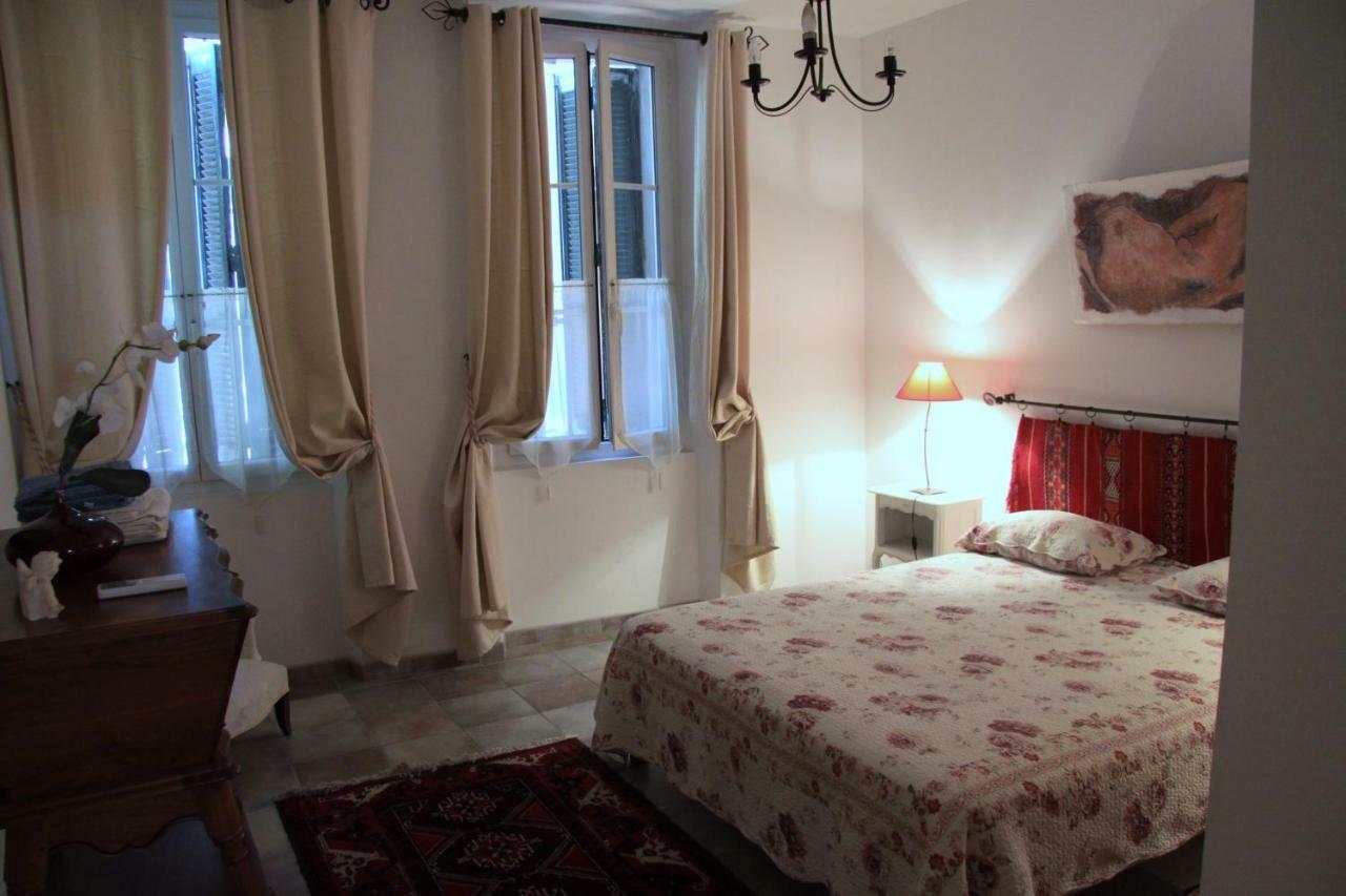 Appartement Avec Patio Et Garage Centre Ville Et Plage 사나리쉬르메르 외부 사진