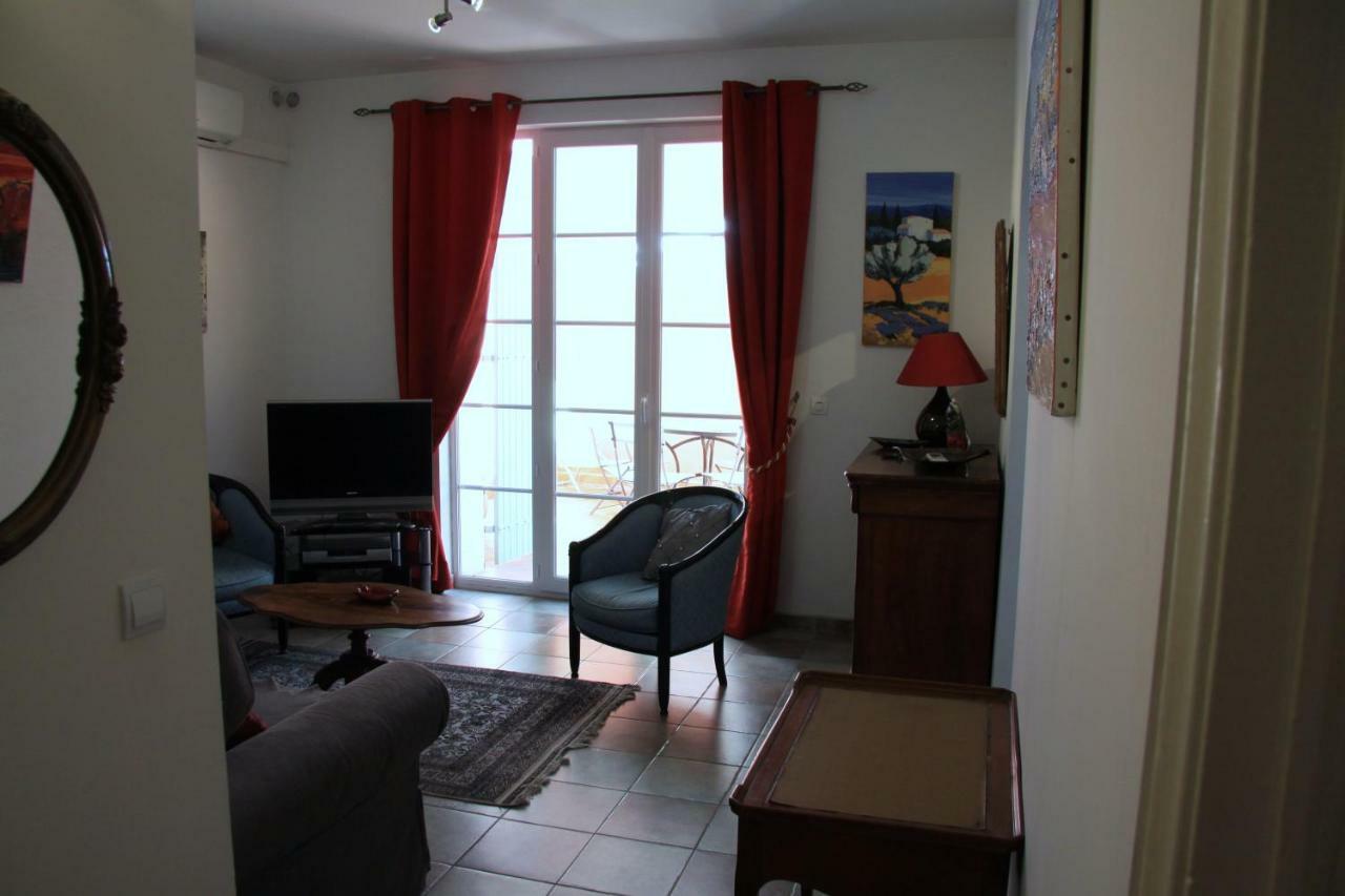 Appartement Avec Patio Et Garage Centre Ville Et Plage 사나리쉬르메르 외부 사진